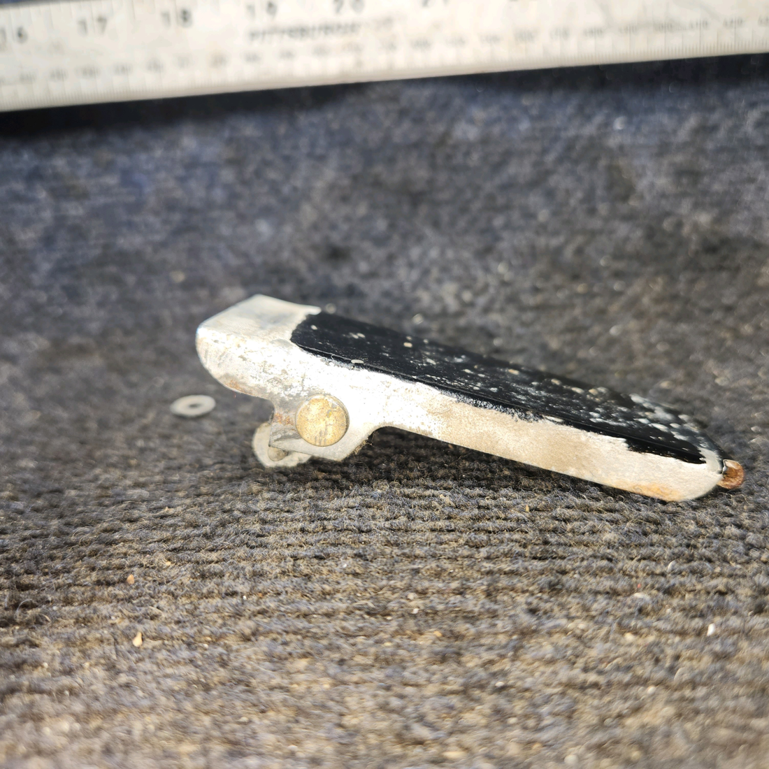 Used aircraft parts for sale, 0413389-1 cessna 150G Cabin Door Handle – LH or RH