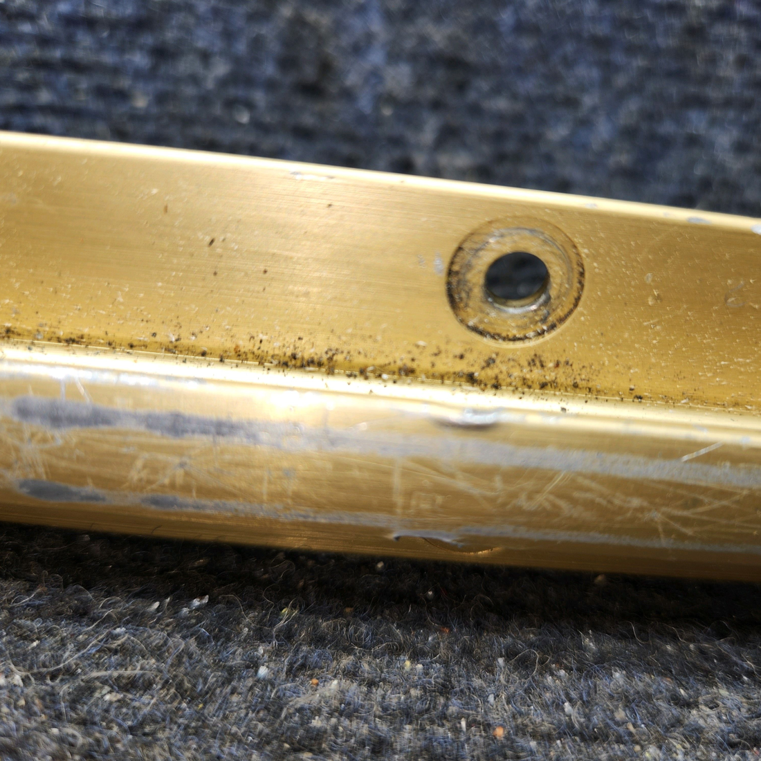 Used aircraft parts for sale, MC0411545-2 cessna 150G Inboard Seat Rail
