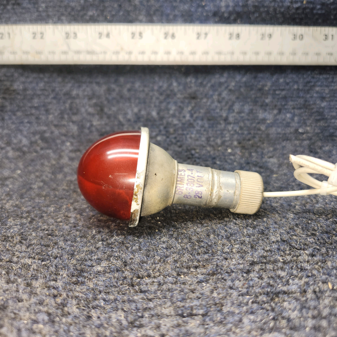 Used aircraft parts for sale, B3307-3 Grimes BEECHCRAFT 95-55B Wing Tip Navigation Light