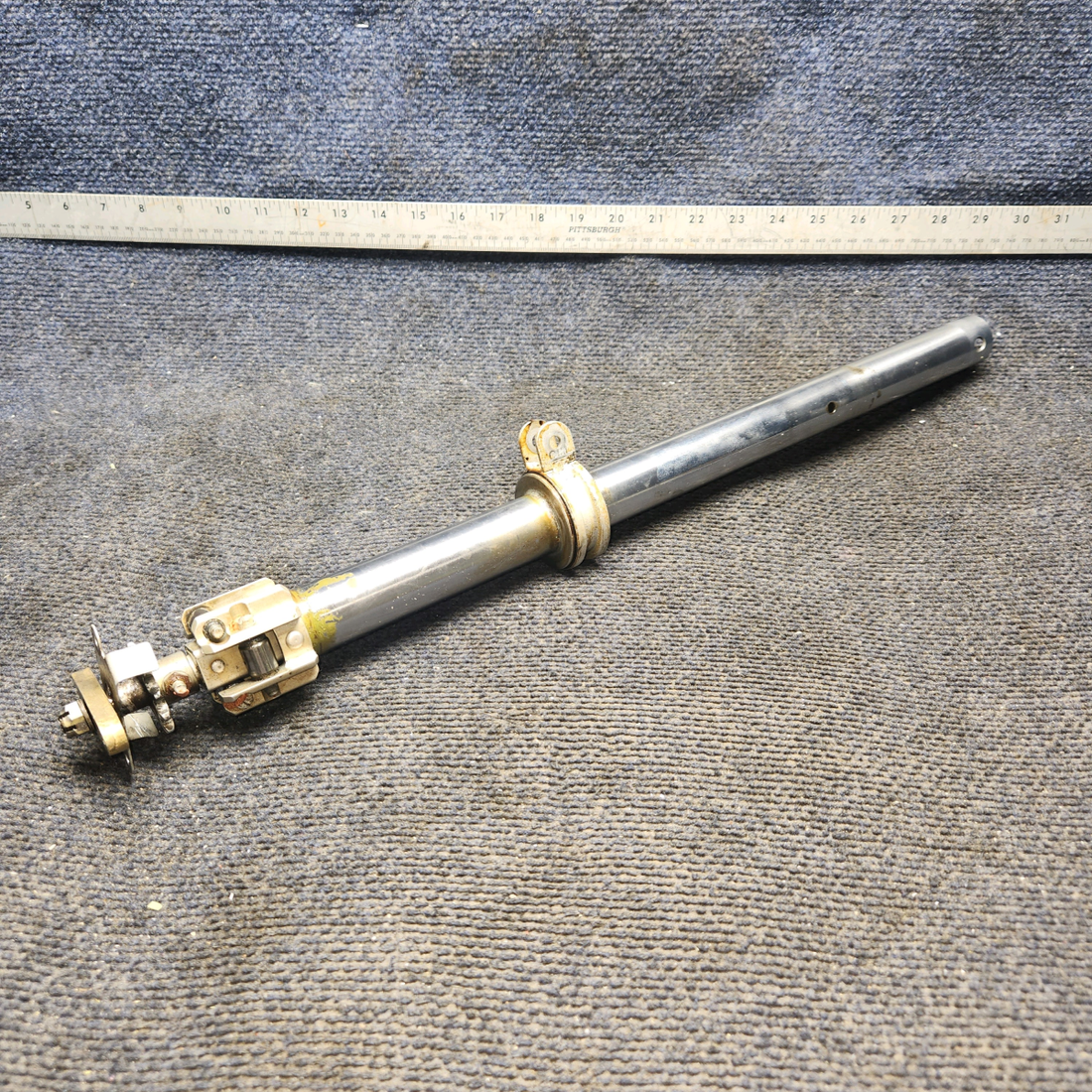 Used aircraft parts for sale, 0760640-1 Cessna 182G Control Tube w Bearing Assy