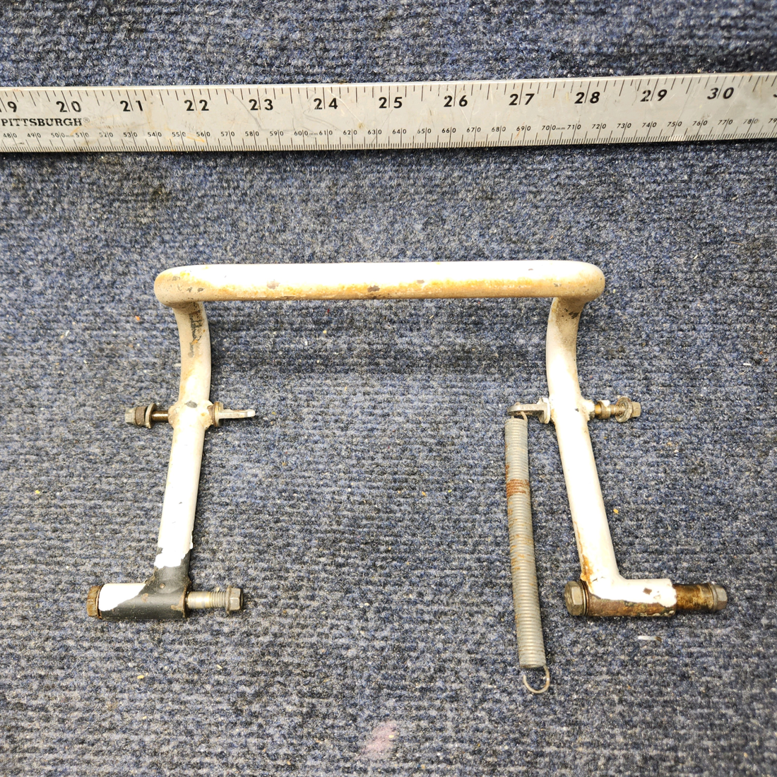 Used aircraft parts for sale, 2413089-1 Cessna 172RG Nose Gear Door Actuator Arm Assy
