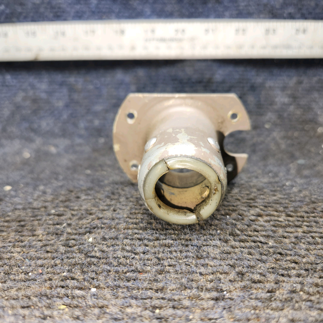 Used aircraft parts for sale, 0513311-1 Cessna 172E Control Tube Support LH