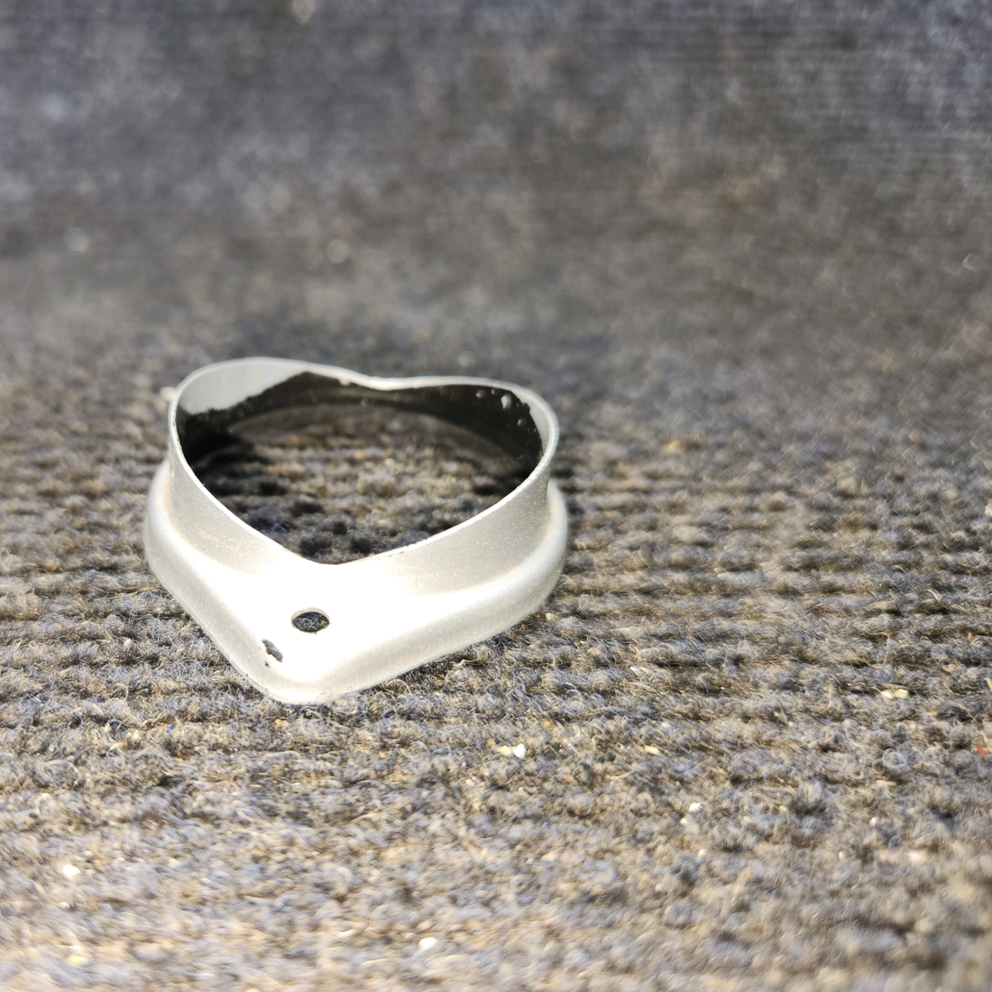 Used aircraft parts for sale, A425A Whelen Tail Strobe Lens Retainer