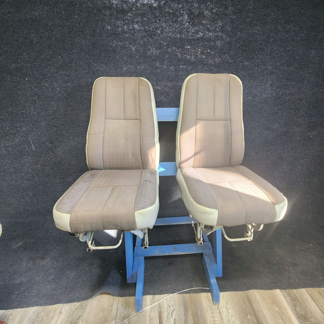 Used aircraft parts for sale, 0511411-1 / 0514170-3 CESSNA C172RG C172RG PILOT-COPILOT AND REAR SEAT SEE PHOTOS FOR DETAILS