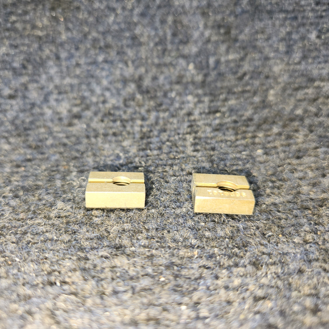 Used aircraft parts for sale, 9520101 Goodyear Cessna 120, 140, 140A • 170 series disc-drive key Set of 2