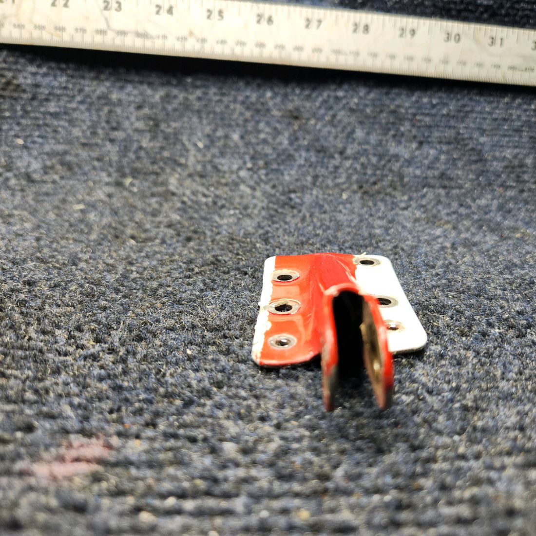 Used aircraft parts for sale, 79475-007 Piper PA28-140 Cabin Door Hinge Upper