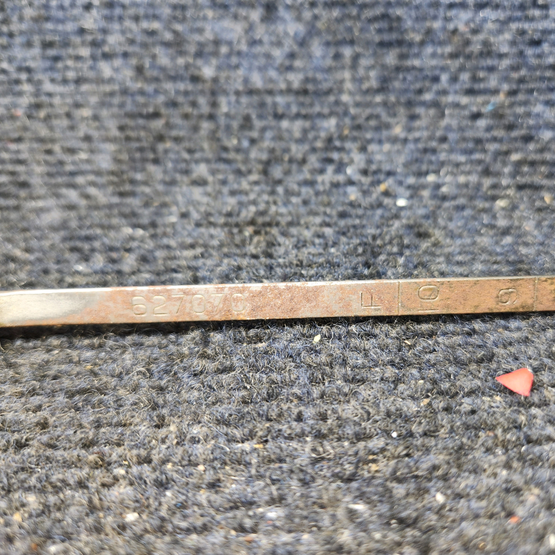 Used aircraft parts for sale, 627070 Continental O-200, O-300 Cessna C175 Oil Dipstick – 10-Quart Capacity