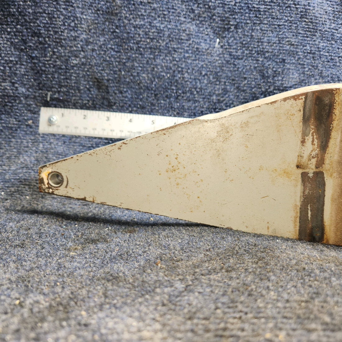 Used aircraft parts for sale, 0441186-2 cessna 150G Main Landing Gear Spring Assembly – RH
