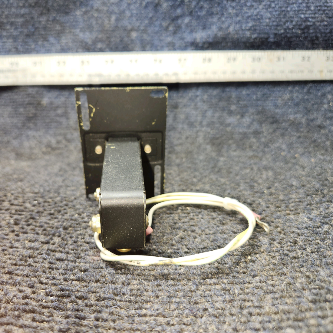 Used aircraft parts for sale, 186-12 Safe Flight Instruments 186-12 Cessna Lift Detector