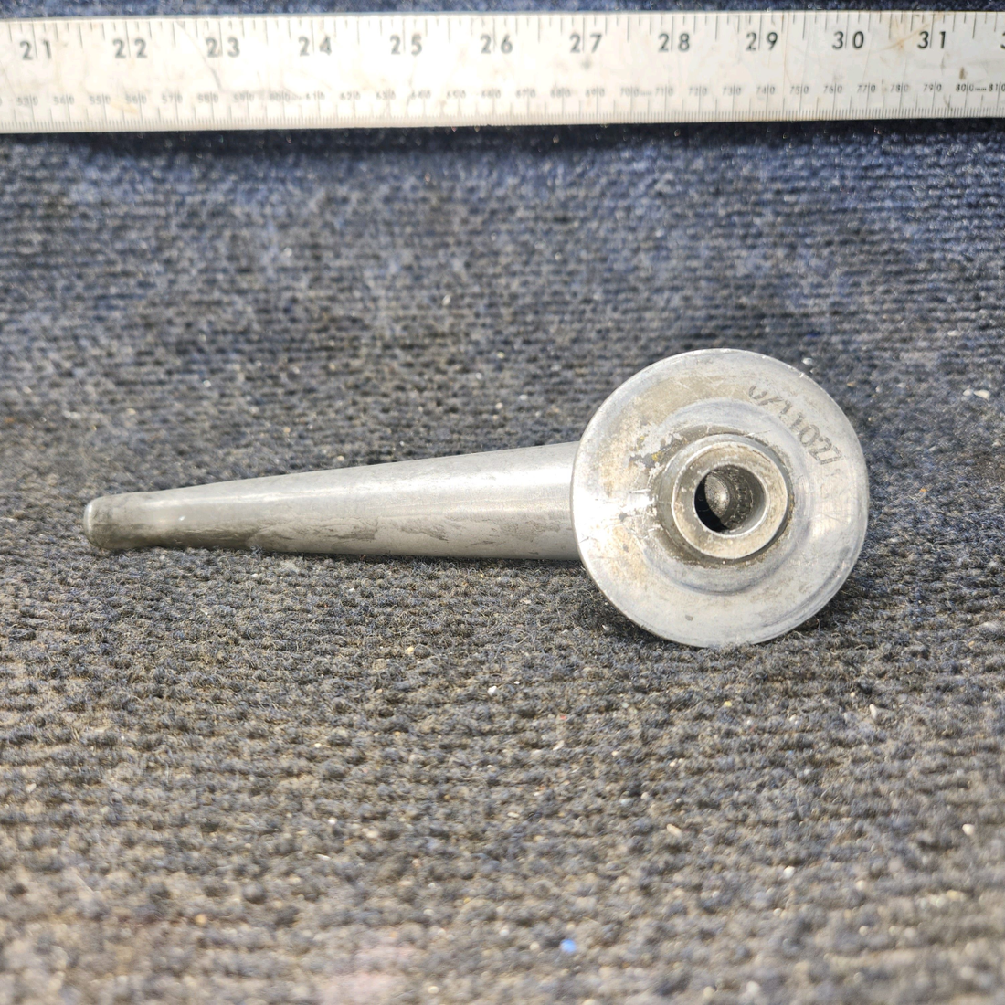 Used aircraft parts for sale, 0711027-1 Cessna 172E Inside Cabin Door Handle LH or RH