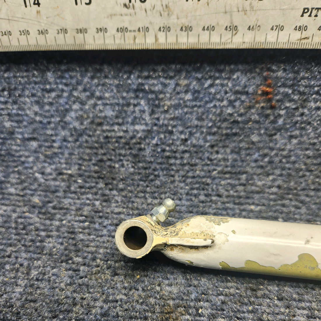 Used aircraft parts for sale, 45-825080-13 Beechcraft F33A NOSE GEAR RETRACT DRAG LEG