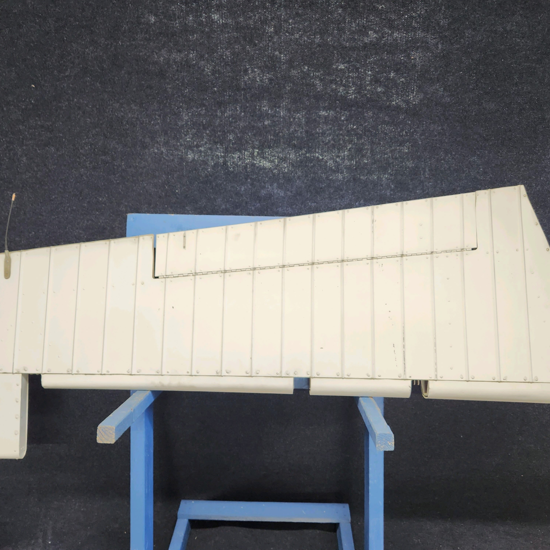 Used aircraft parts for sale, 2432000-200 CESSNA C172RG ELEVATOR ASSEMBLY RH W/ TRIM TAB