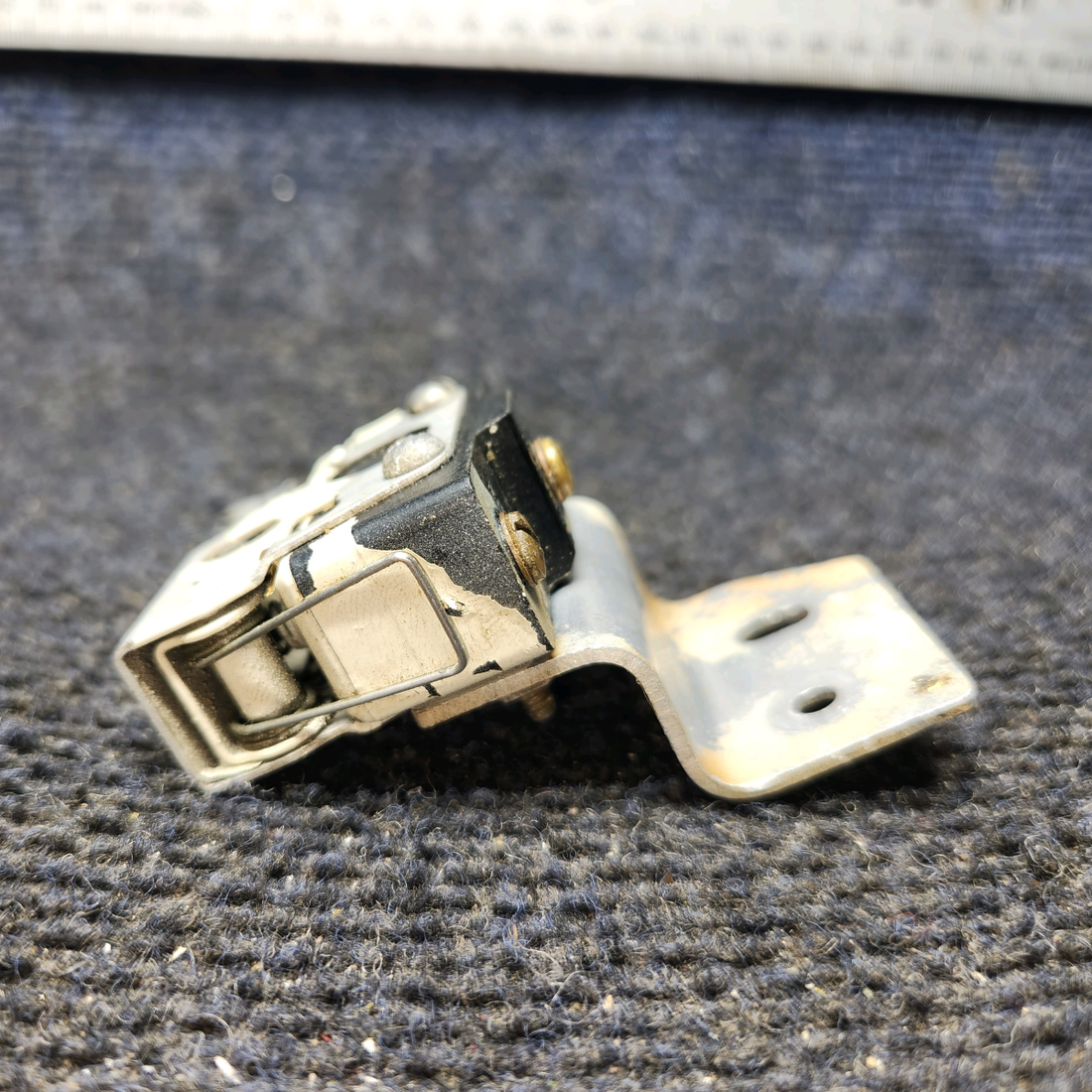 Used aircraft parts for sale, AN3169-1 BEECHCRAFT F35 Travel Limit Switch w/Arm