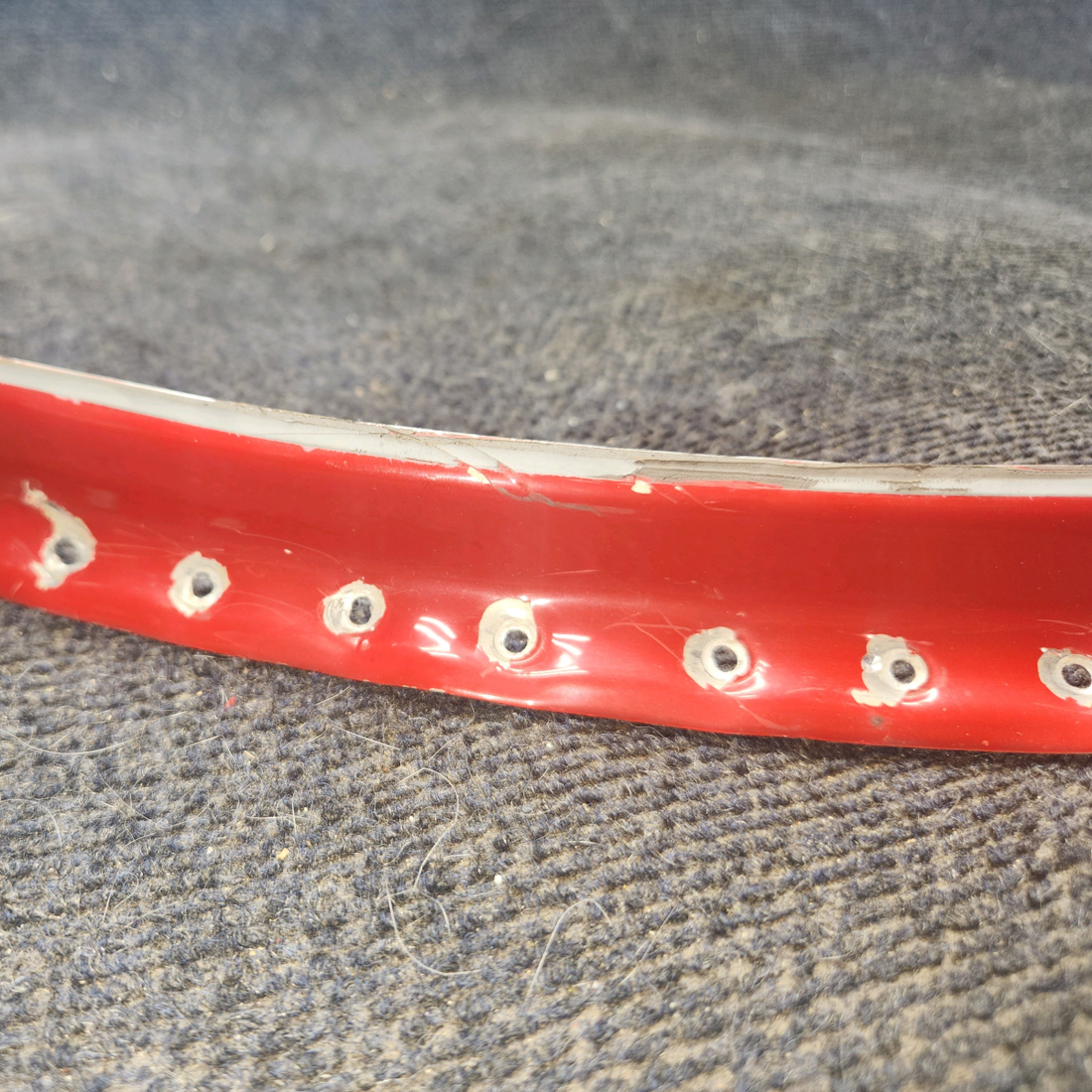 Used aircraft parts for sale, 0411479-50 cessna 150G Lower Outer Windshield Strip