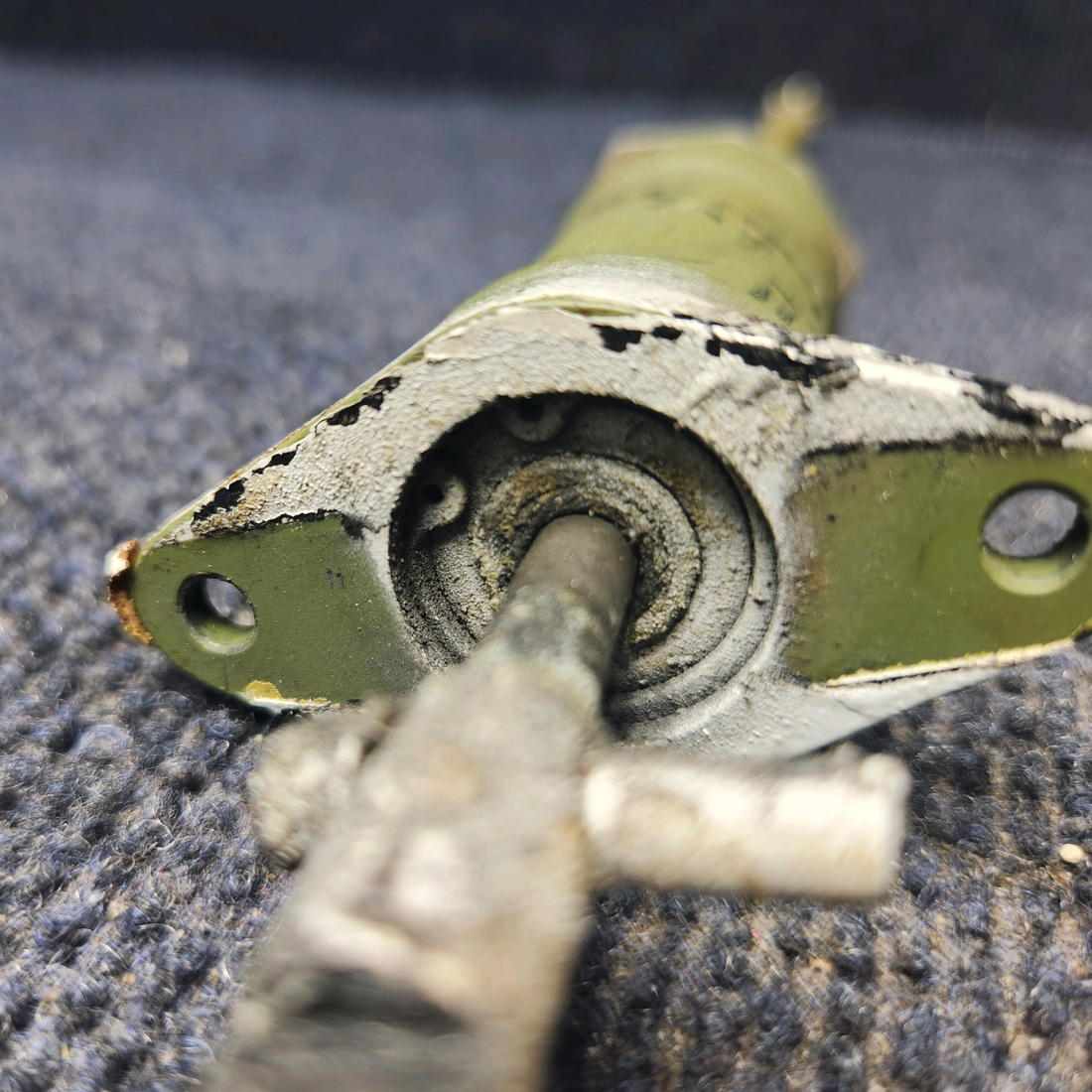 Used aircraft parts for sale, 45-526565-13 BEECHCRAFT 95-55B Elevator Trim Tab Actuator Assembly - RH