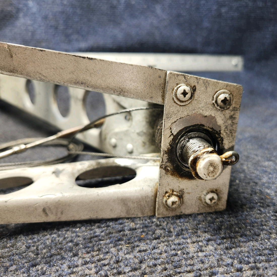 Used aircraft parts for sale, 65244-000, 65245-000, 65246-000 Piper PA28-161 Stabilator Trim Control and Shaft