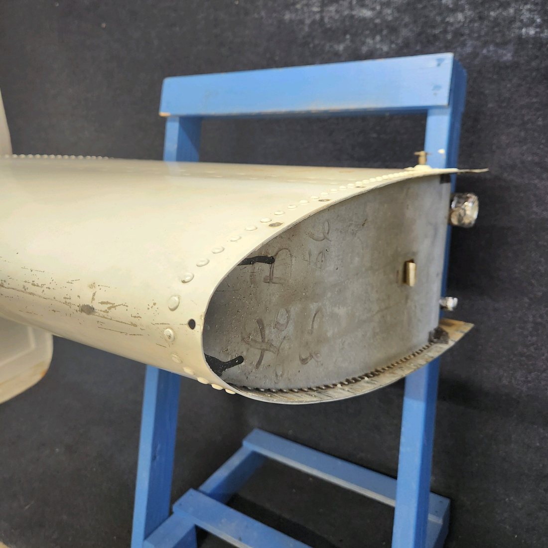 Used aircraft parts for sale, 95070-005 Piper PA32RT-300 FUEL TANK ASSY OUTBOARD RH "SEE PHOTOS FOR DETAILS"