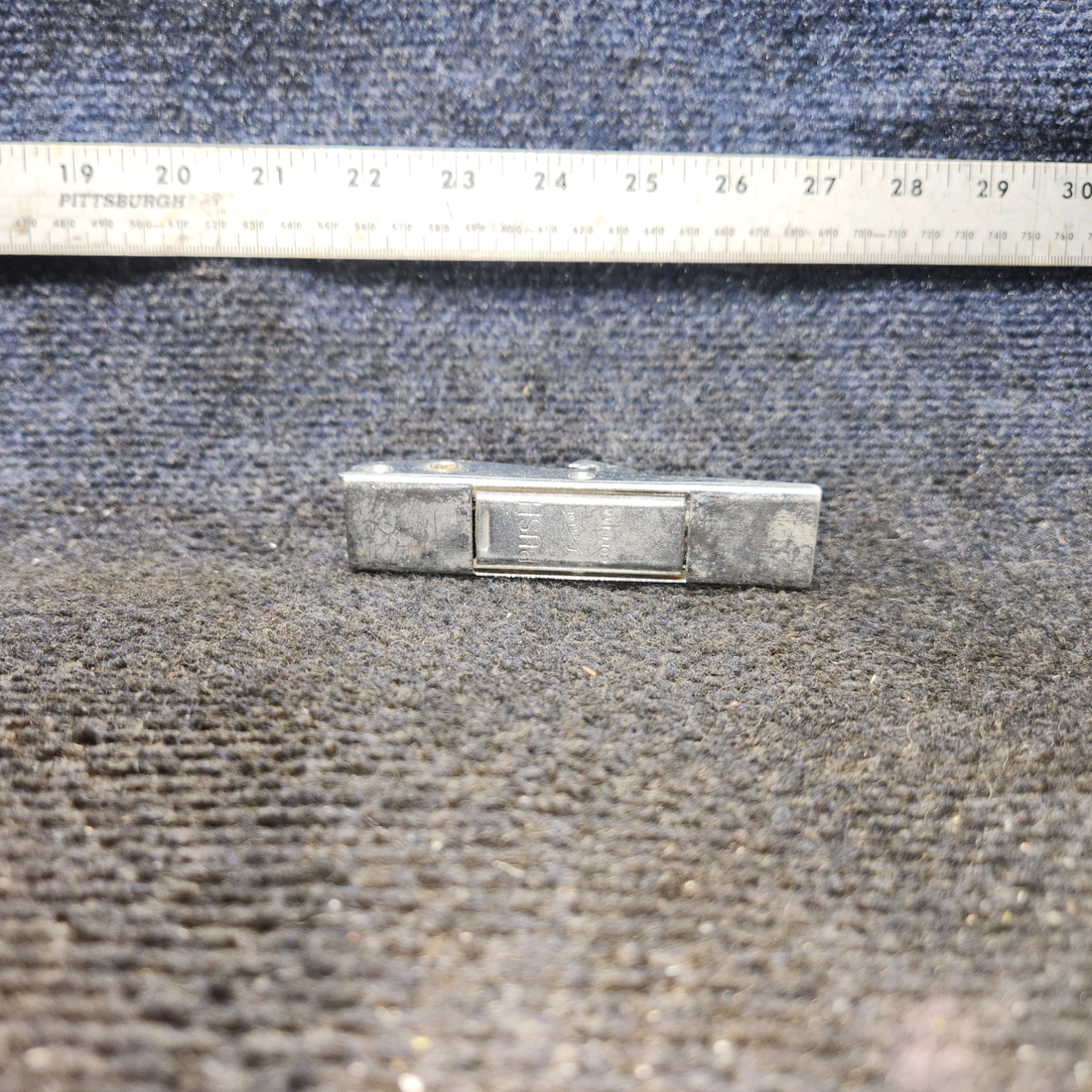 Used aircraft parts for sale, 60-384013 Beechcraft 95-B55 Nose Baggage Door Latch Assembly