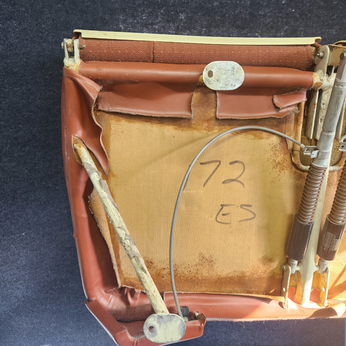 Used aircraft parts for sale, 0514170-3 CESSNA C172RG SPLIT BACK BENCH SEAT ASSEMBLY SEE PHOTOS FOR DETAILS