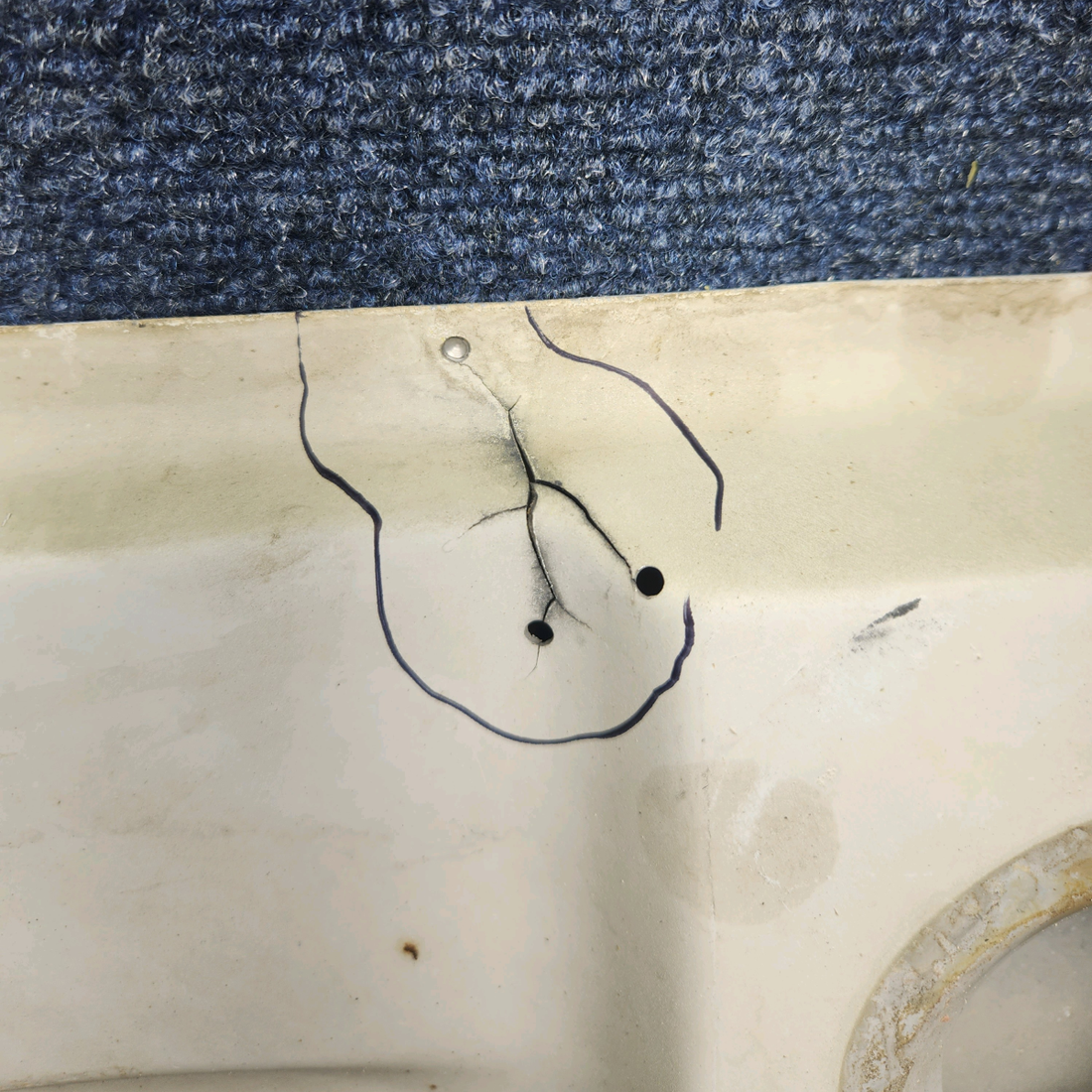 Used aircraft parts for sale, 35-815055-165 Beechcraft F33A MAIN GEAR DOOR INBOARD RH HAS  SCRATCHES & DENTS SEE PICS