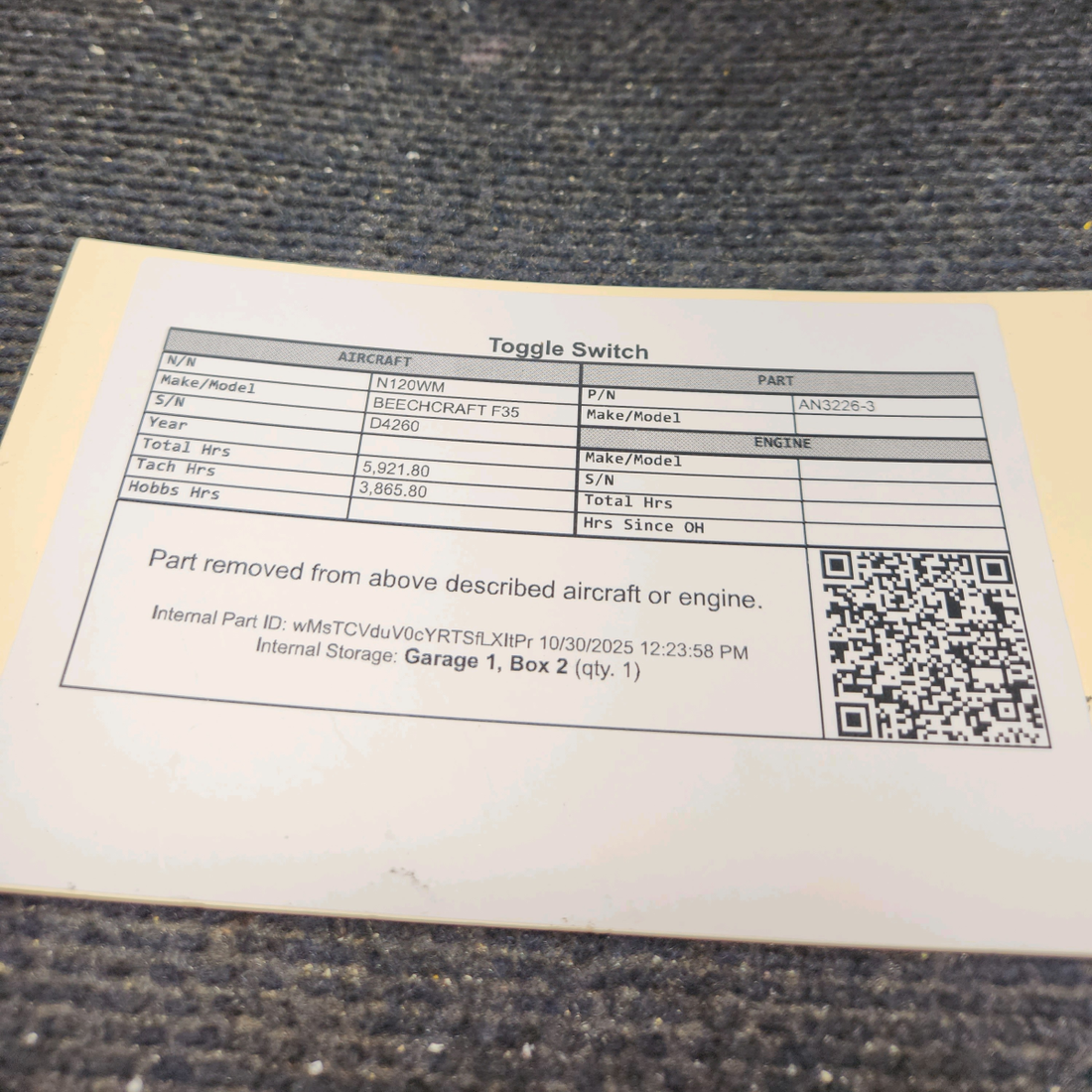 Used aircraft parts for sale, AN3226-3 BEECHCRAFT F35 Toggle Switch
