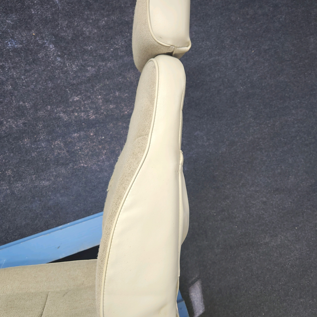 Used aircraft parts for sale, 89026-003 PIPER PA28-161 Warrior III SEAT ASSEMBLY RH-COPILOT   MECHANICAL GOOD CONDITIONS