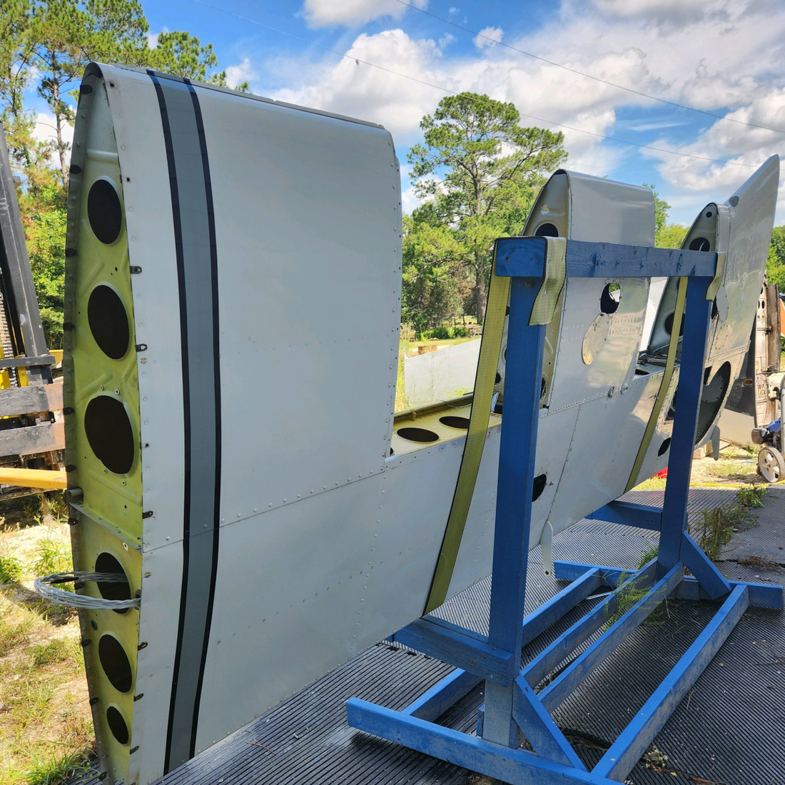 Used aircraft parts for sale, 38121-009 Piper PA32RT-300 WING STRUCTURE ASSY RH "SEE PHOTOS FOR DETAILS"