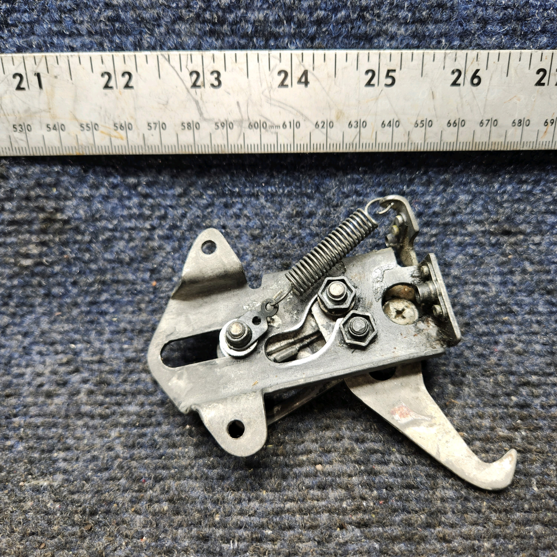 Used aircraft parts for sale, 35-410456-3 BEECHCRAFT 95-55B Upper Latch Bracket Assembly