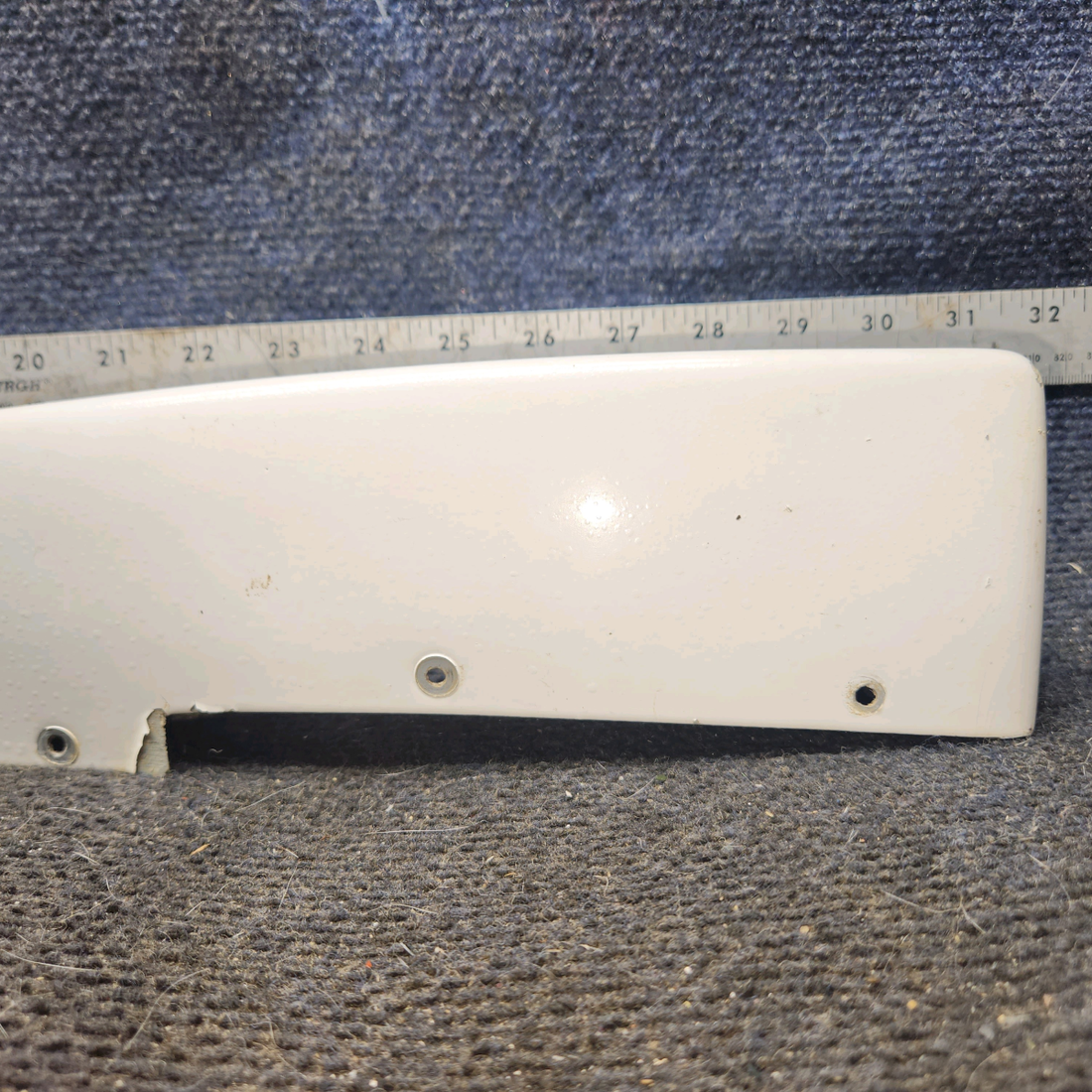 Used aircraft parts for sale, 0532001-94 cessna 172N Elevator Tip – LH
