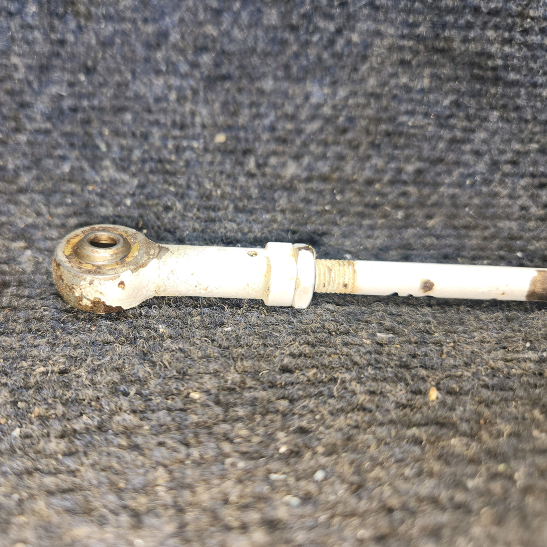 Used aircraft parts for sale, 0523218-2 cessna 150G Aileron Push-Pull Rod Assembly