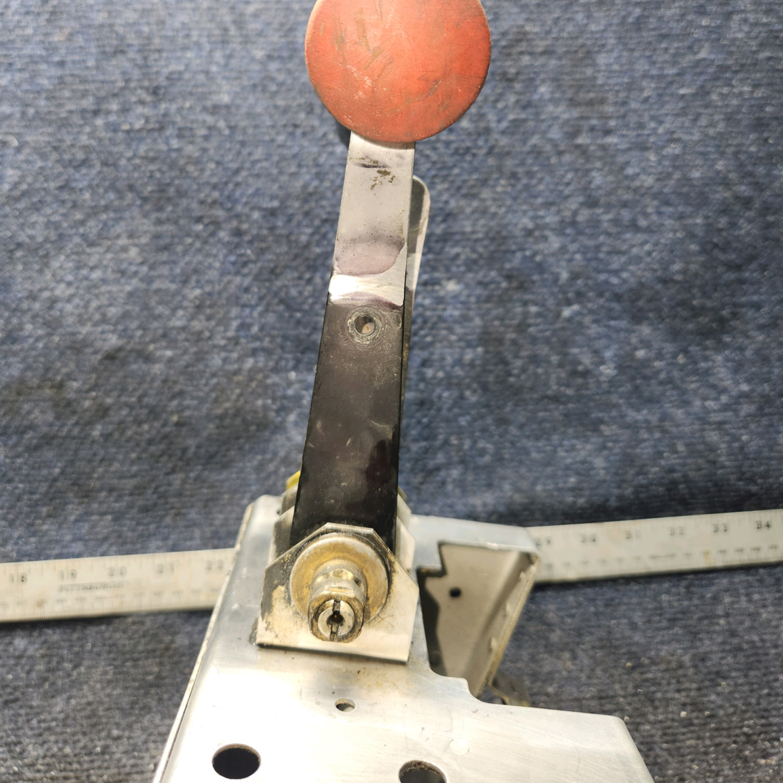 Used aircraft parts for sale, 169-940017-5 Beechcraft C23 SUNDOWNER Engine Control Quadrant