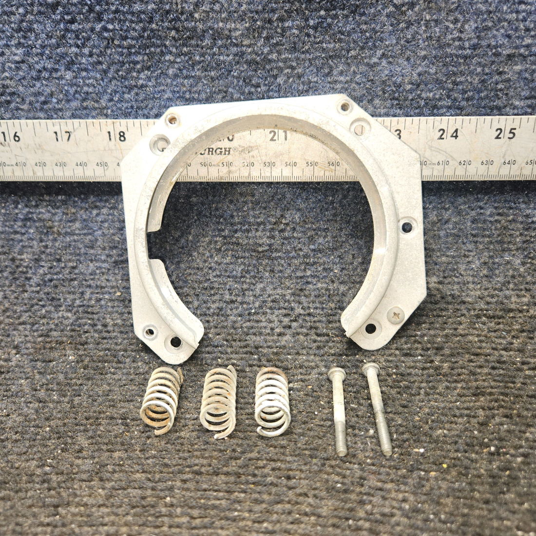 Used aircraft parts for sale, 0423542-6 cessna 150G Landing Light Bracket Assembly