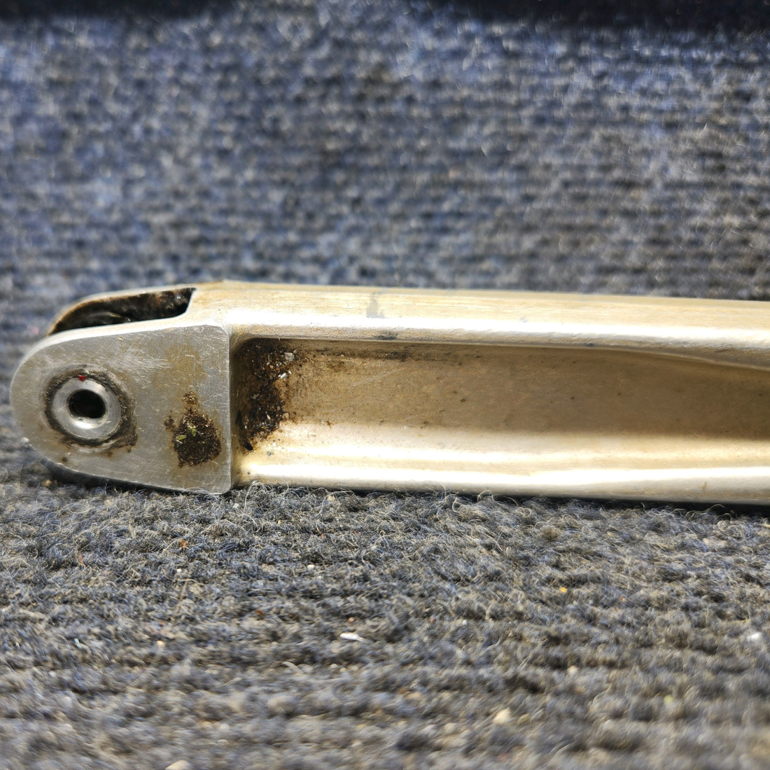 Used aircraft parts for sale, 0743602-1 Cessna 182G Nose Gear Steering Bellcrank