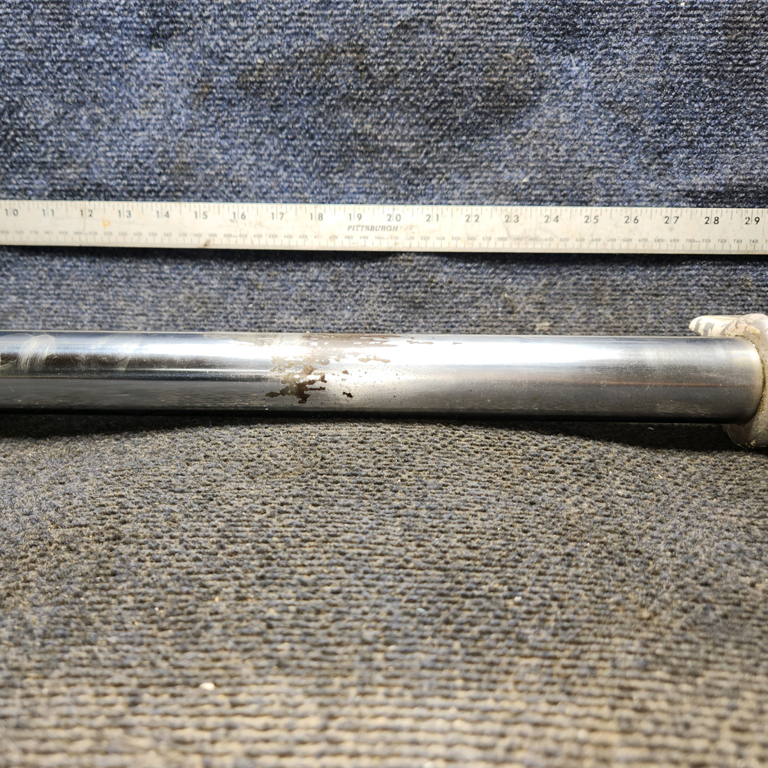 Used aircraft parts for sale, 78738-02 Piper PA-28-140 Stub Axle with Chrome Piston Tube – LH