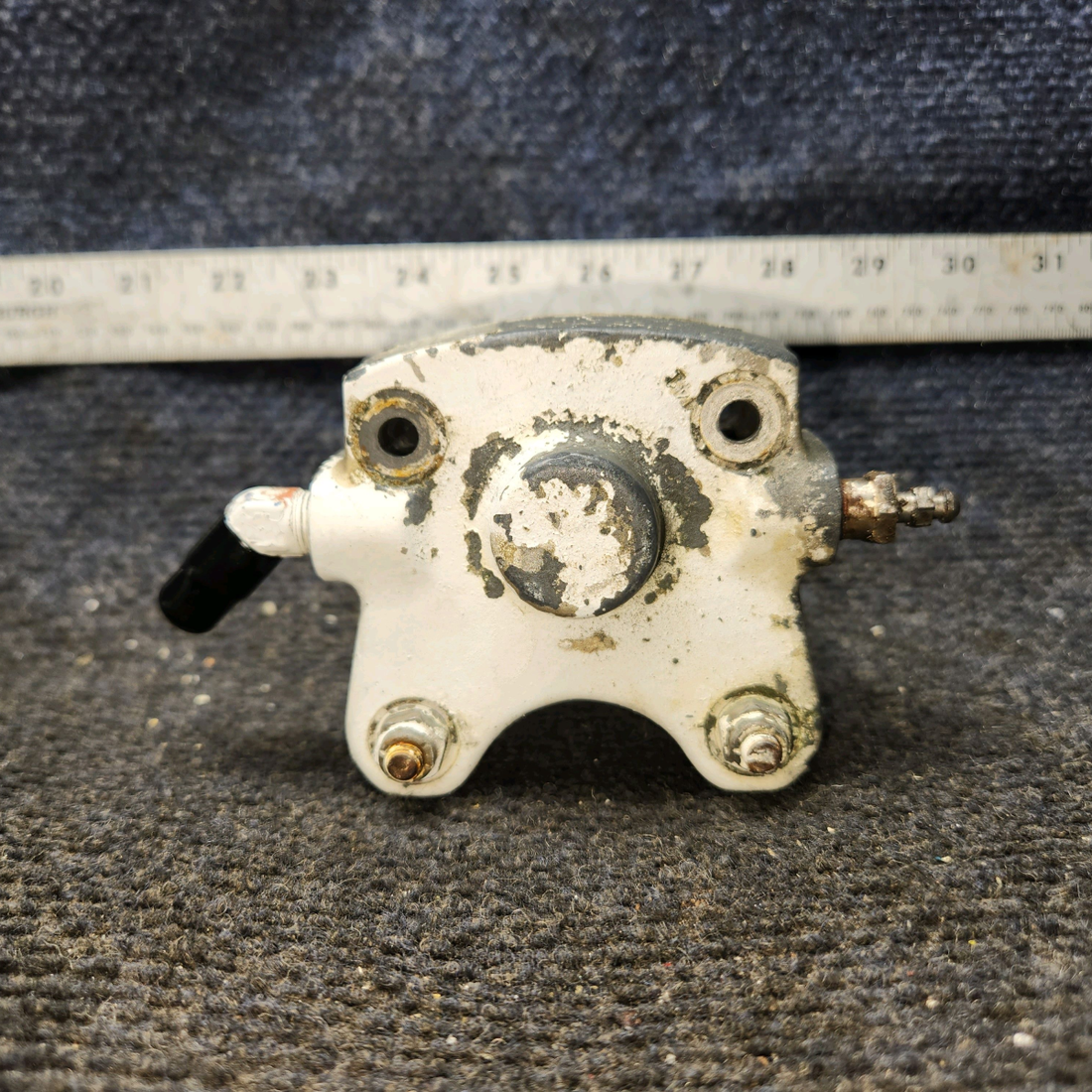Used aircraft parts for sale, 30-63A Cleveland 30-63A Cessna 172F Brake Caliper Assembly