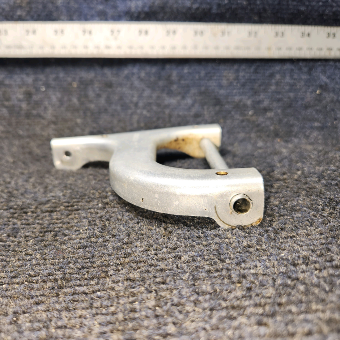 Used aircraft parts for sale, 35-815118 BEECHCRAFT F35 Landing Gear Door Idle