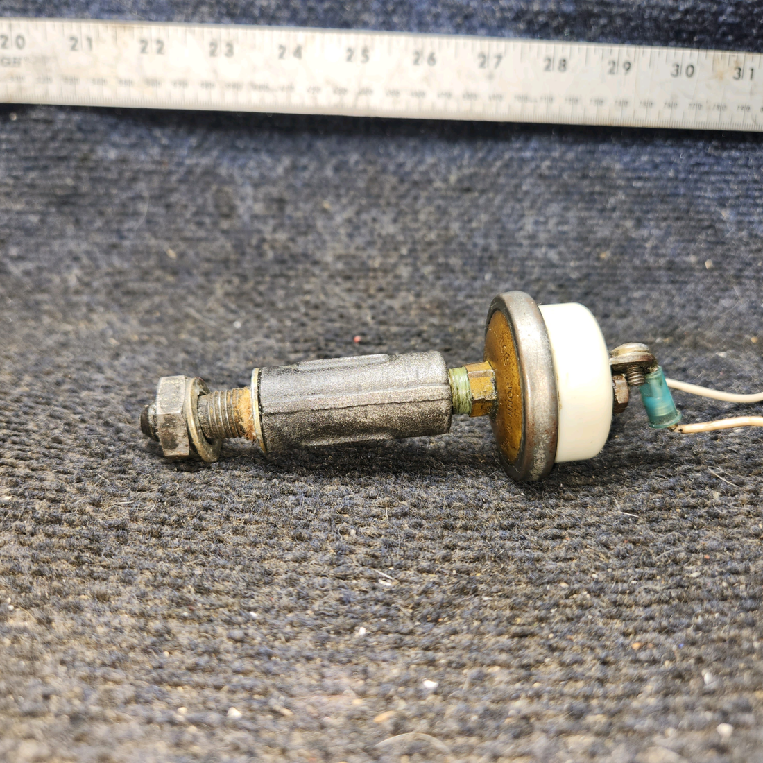 Used aircraft parts for sale, 587-990 M4006-4 piper PA-28-181 Hobbs Oil Pressure Switch