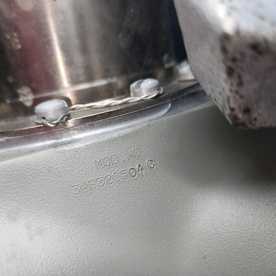 Used aircraft parts for sale, 3AF32C504-C McCauley BEECHCRAFT 95-55B Propeller Hub – Prop Strike, for Parts Only