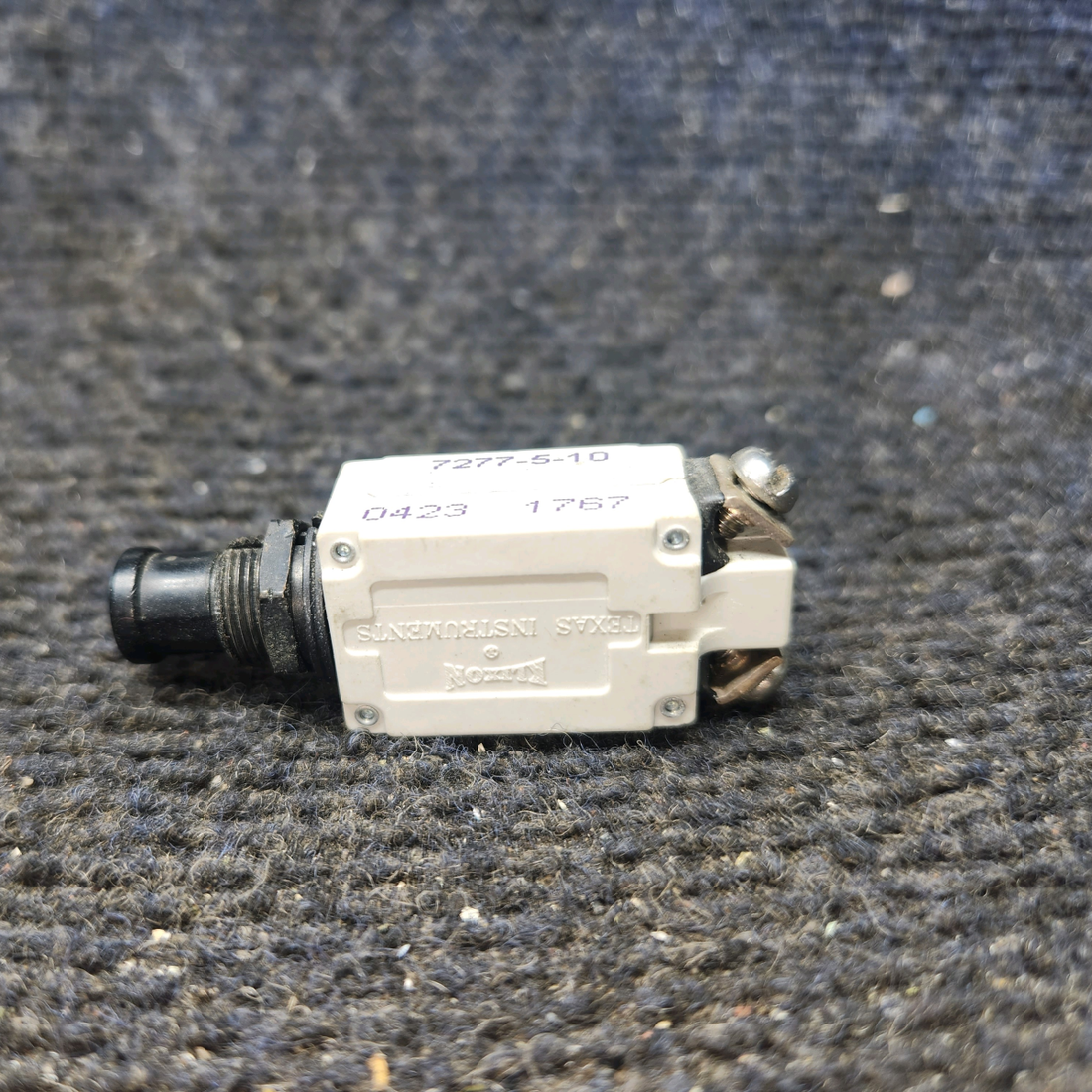 Used aircraft parts for sale, 7277-5-10 Klixon 7277 Cessna 172E Circuit Breaker 10 AMP Price Per Each