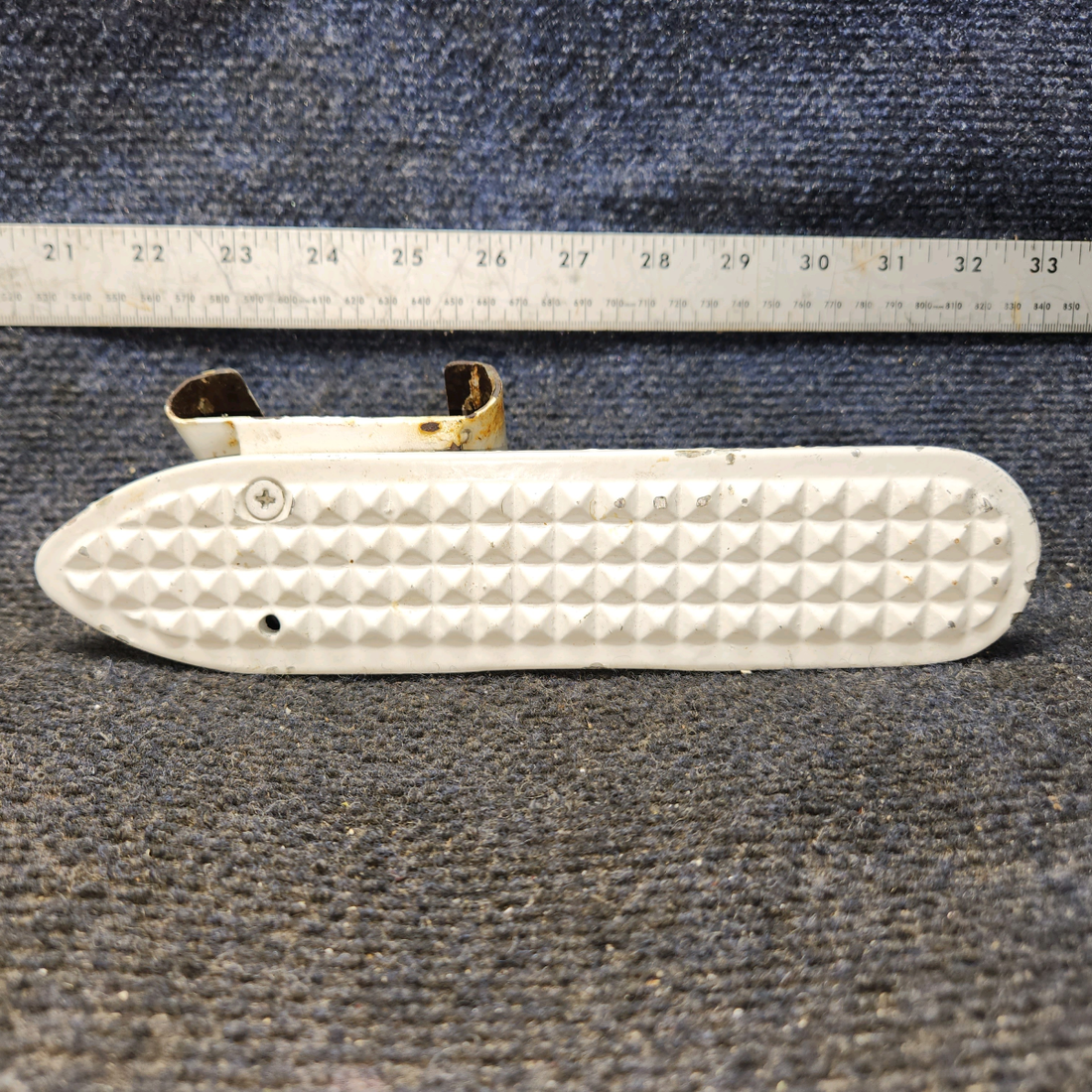 Used aircraft parts for sale, 0541155-1, 0541154-1 Cessna 172E Main Gear Entrance Bracket w/ Step - LH