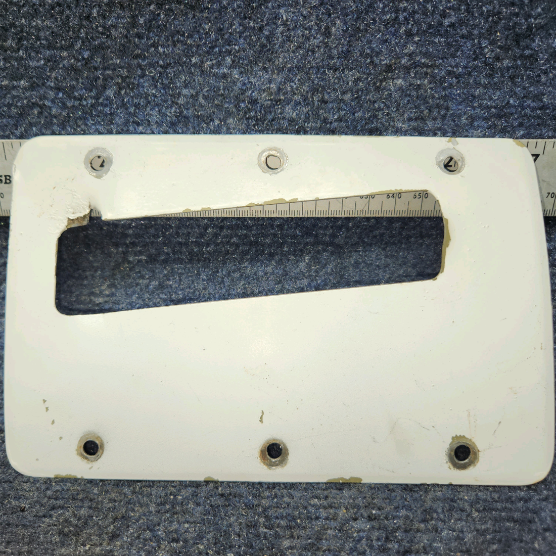 Used aircraft parts for sale, 0441024-1 Cessna C-150J Main Landing Gear Fillet Plate LH