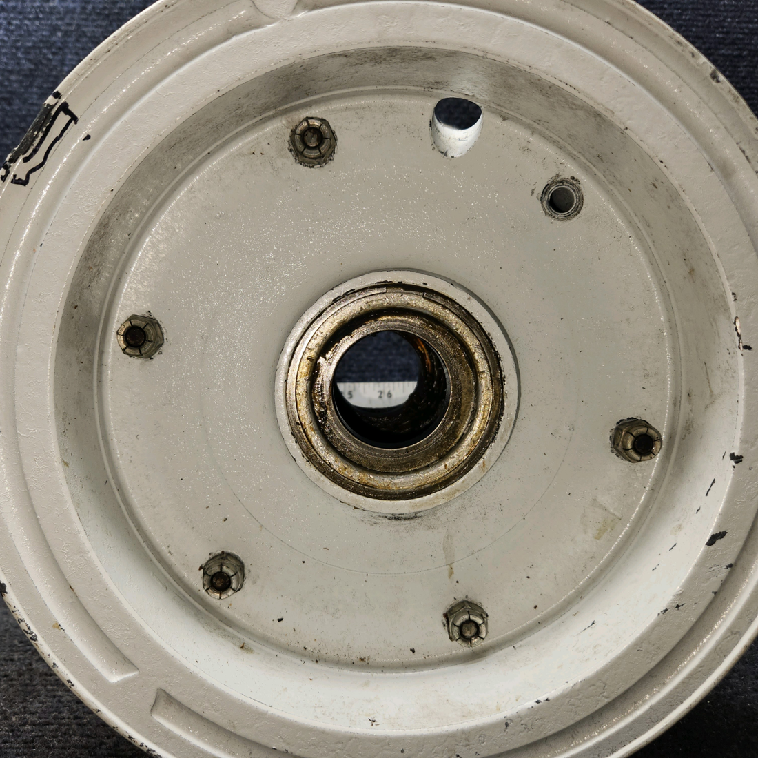 Used aircraft parts for sale, 40-98 BEECHCRAFT 95-55B Main Gear Wheel Assembly – 8"