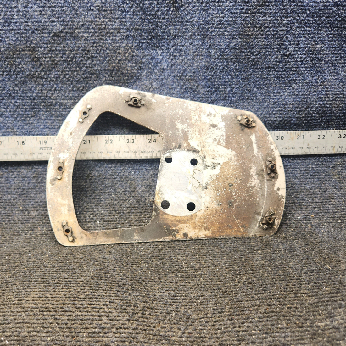 Used aircraft parts for sale, 0441187-1 cessna 150G Main Gear Plate Assembly – LH