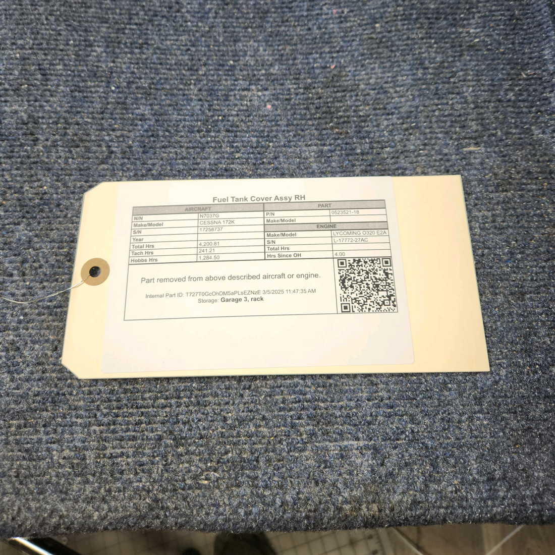 Used aircraft parts for sale, 0523521-18 CESSNA 172K FUEL TANK COVER ASSY RH