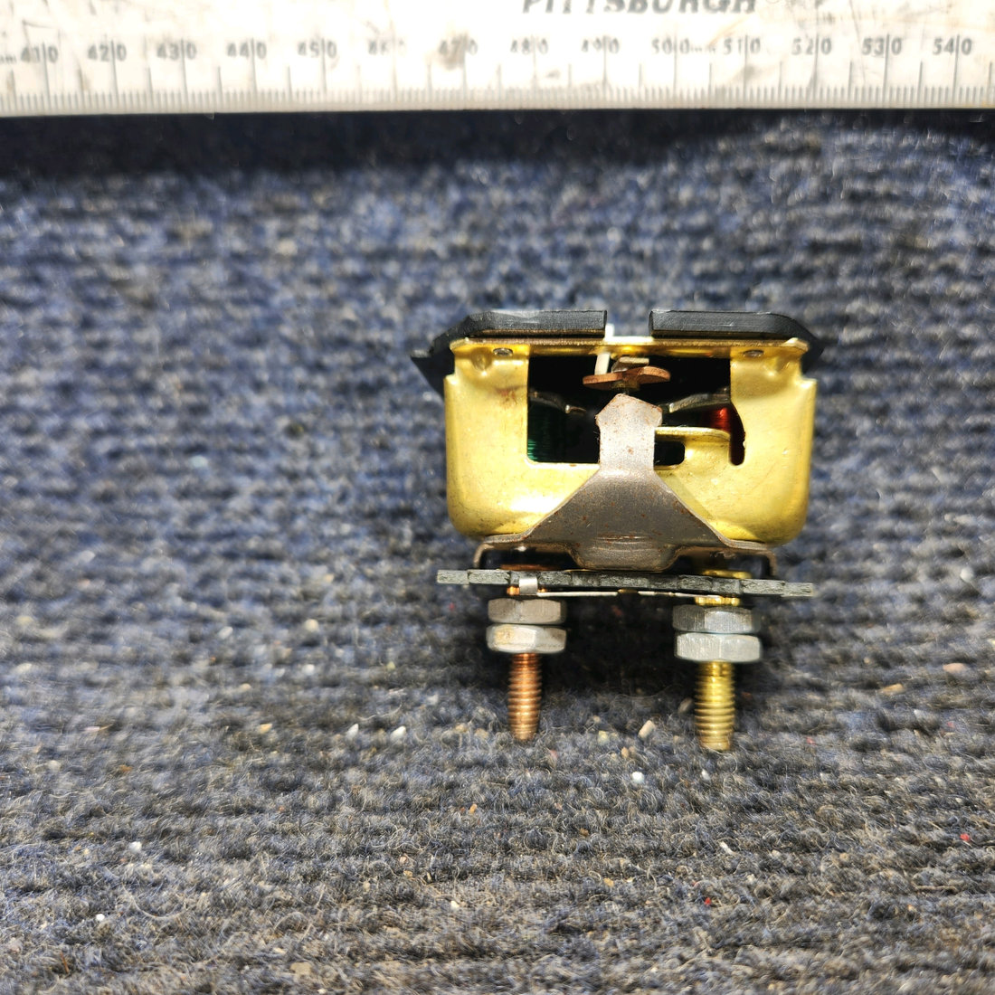 Used aircraft parts for sale, 1514244 Beechcraft Cylinder Head Temp Gauge Indicator (12v)