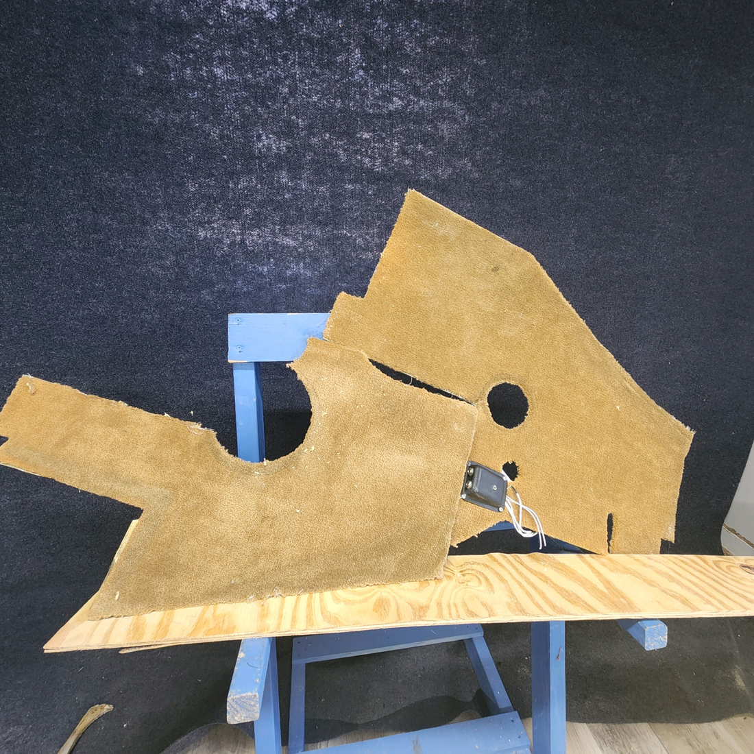 Used aircraft parts for sale, 33-530024 / 33-530041 Beechcraft F33A F33A LEATHER FOUR SEAT AND CARPET "SEE PHOTOS FOR DETAILS":