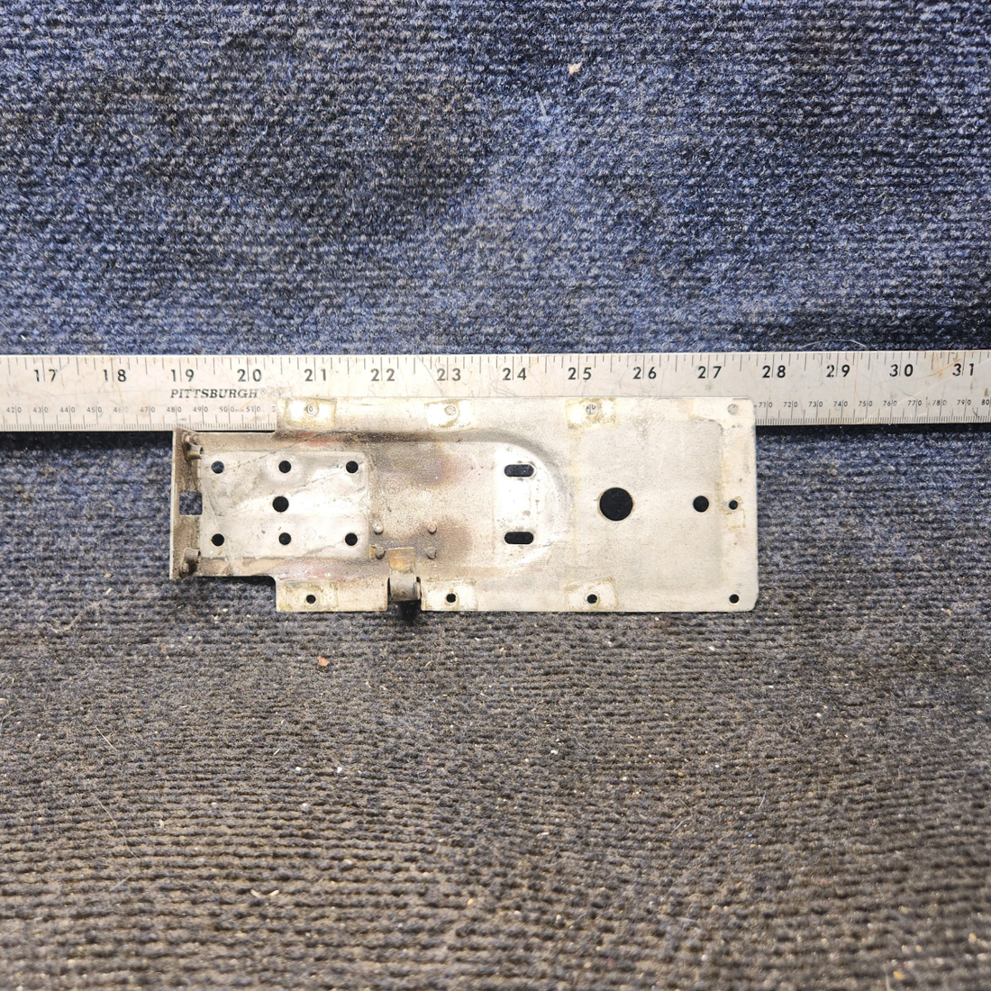 Used aircraft parts for sale, 0413388-1 cessna 150G Mounting Plate Assembly