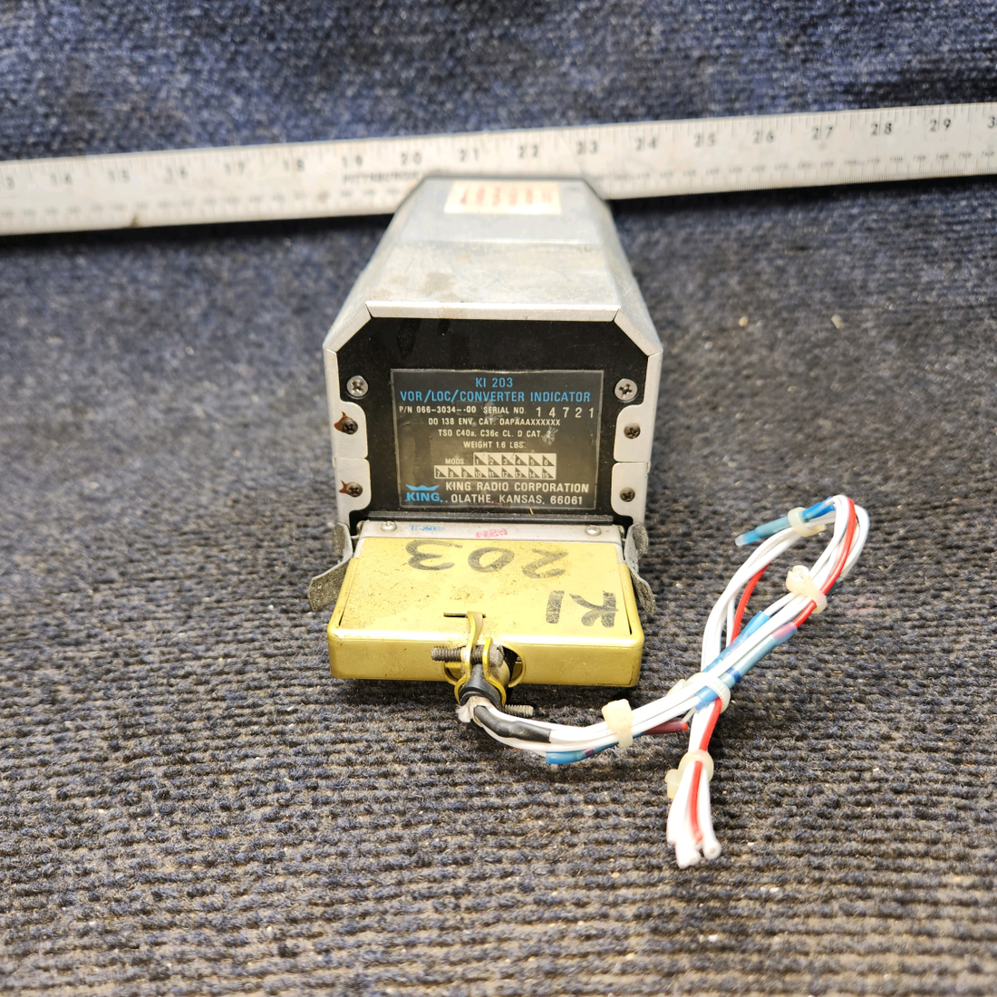 Used aircraft parts for sale, 066-3034-00 Bendix King KI-203 Mooney M20J VOR LOC Indicator w Connector