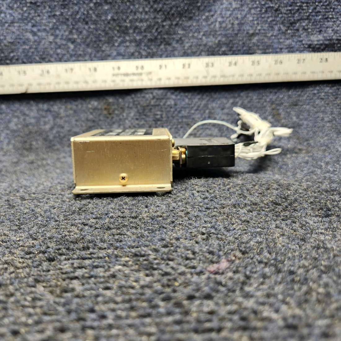 Used aircraft parts for sale, RS08-001 Airborne RS08-001 MOONEY M20J REMOTE SWITCH  WITH CONNECTOR