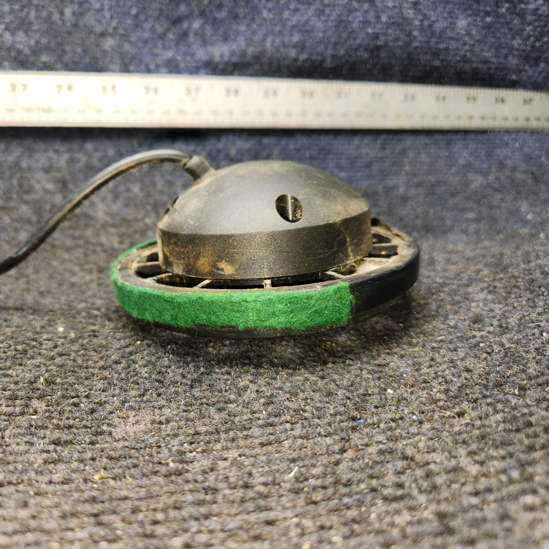 Used aircraft parts for sale, 0423542-6 Cessna 172 Bracket Assy Landing Light With LED light
